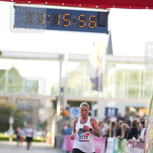 12.06.2026 - Holstenköstenlauf LAZAROV Photography http://msf.ph/oto/9737726 12.06.2026 20:15:54 Laufen 3172 meine-sportfotos.de