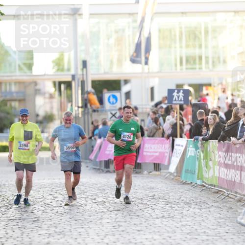 12.06.2026 - Holstenköstenlauf LAZAROV Photography http://msf.ph/oto/9737744 12.06.2026 20:15:29 Laufen  meine-sportfotos.de
