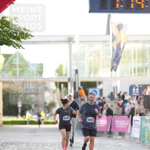 12.06.2026 - Holstenköstenlauf LAZAROV Photography http://msf.ph/oto/9737790 12.06.2026 20:14:02 Laufen 4864 meine-sportfotos.de