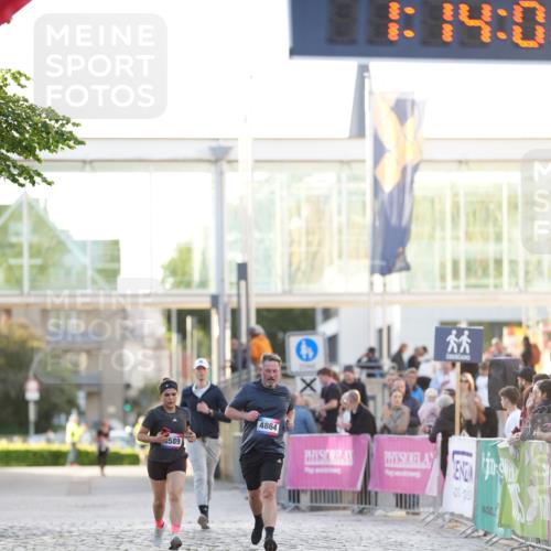 12.06.2026 - Holstenköstenlauf LAZAROV Photography http://msf.ph/oto/9737793 12.06.2026 20:14:00 Laufen  meine-sportfotos.de