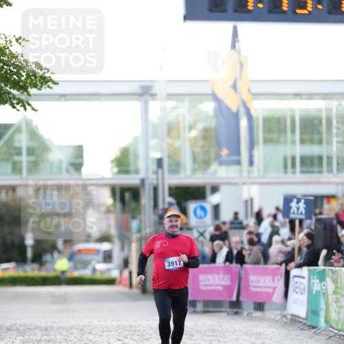 12.06.2026 - Holstenköstenlauf LAZAROV Photography http://msf.ph/oto/9737805 12.06.2026 20:13:09 Laufen  meine-sportfotos.de