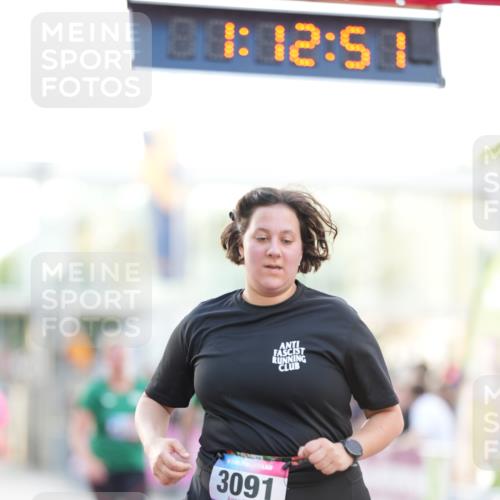 12.06.2026 - Holstenköstenlauf LAZAROV Photography http://msf.ph/oto/9737812 12.06.2026 20:12:50 Laufen 3091, 4123, 4133, 4148 meine-sportfotos.de