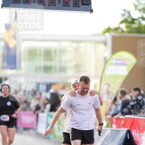 12.06.2026 - Holstenköstenlauf LAZAROV Photography http://msf.ph/oto/9737821 12.06.2026 20:12:45 Laufen 3091, 4148 meine-sportfotos.de