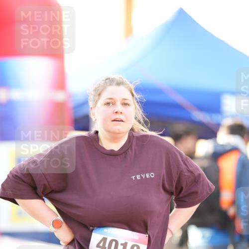 12.06.2026 - Holstenköstenlauf LAZAROV Photography http://msf.ph/oto/9737864 12.06.2026 20:11:57 Laufen 3306, 3335, 4019 meine-sportfotos.de