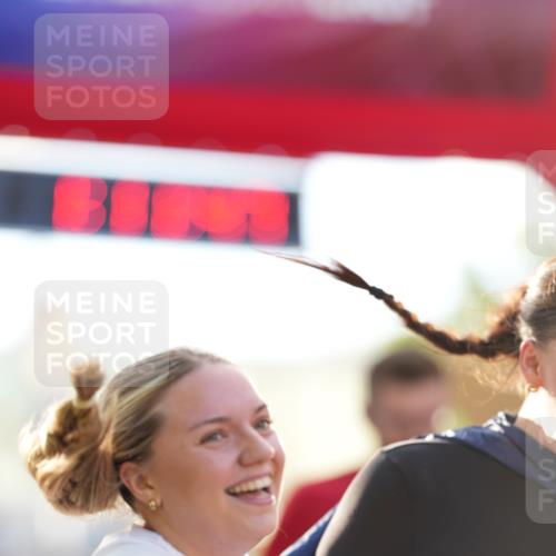 12.06.2026 - Holstenköstenlauf LAZAROV Photography http://msf.ph/oto/9737875 12.06.2026 20:11:45 Laufen 3371, 4389, 4429, 4433, 4657, 4658, 4822, 4913 meine-sportfotos.de