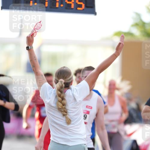 12.06.2026 - Holstenköstenlauf LAZAROV Photography http://msf.ph/oto/9737879 12.06.2026 20:11:43 Laufen 3371, 4429, 4433, 4657, 4658, 4822, 4913 meine-sportfotos.de
