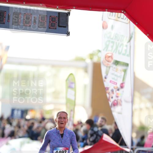 12.06.2026 - Holstenköstenlauf LAZAROV Photography http://msf.ph/oto/9737911 12.06.2026 20:10:47 Laufen 4492 meine-sportfotos.de