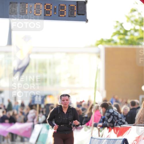 12.06.2026 - Holstenköstenlauf LAZAROV Photography http://msf.ph/oto/9737975 12.06.2026 20:09:36 Laufen 3049, 3870 meine-sportfotos.de