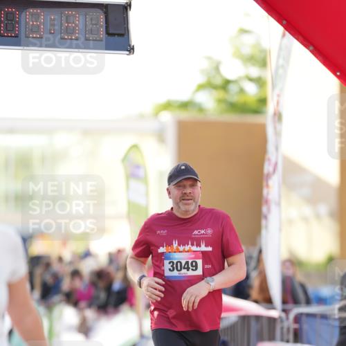 12.06.2026 - Holstenköstenlauf LAZAROV Photography http://msf.ph/oto/9737979 12.06.2026 20:09:30 Laufen 3049, 3139, 3830, 4854 meine-sportfotos.de
