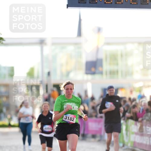 12.06.2026 - Holstenköstenlauf LAZAROV Photography http://msf.ph/oto/9737990 12.06.2026 20:09:23 Laufen 3139, 3182, 4854 meine-sportfotos.de