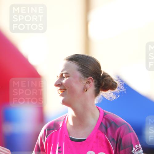 12.06.2026 - Holstenköstenlauf LAZAROV Photography http://msf.ph/oto/9737995 12.06.2026 20:09:18 Laufen 4256, 4259 meine-sportfotos.de