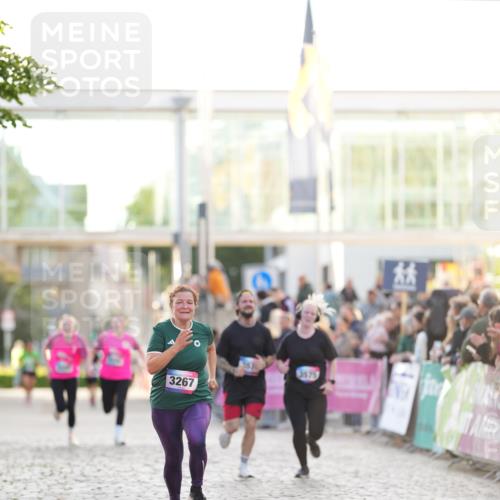 12.06.2026 - Holstenköstenlauf LAZAROV Photography http://msf.ph/oto/9738007 12.06.2026 20:09:08 Laufen 3267, 3277, 3574, 3575, 4256, 4259 meine-sportfotos.de
