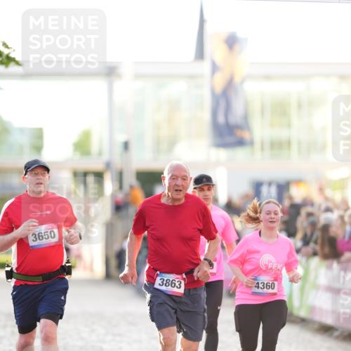 12.06.2026 - Holstenköstenlauf LAZAROV Photography http://msf.ph/oto/9738018 12.06.2026 20:08:53 Laufen 3650, 3863, 4359, 4360 meine-sportfotos.de