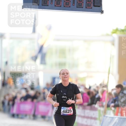 12.06.2026 - Holstenköstenlauf LAZAROV Photography http://msf.ph/oto/9738023 12.06.2026 20:08:42 Laufen 4825 meine-sportfotos.de