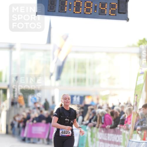 12.06.2026 - Holstenköstenlauf LAZAROV Photography http://msf.ph/oto/9738026 12.06.2026 20:08:41 Laufen 4825 meine-sportfotos.de