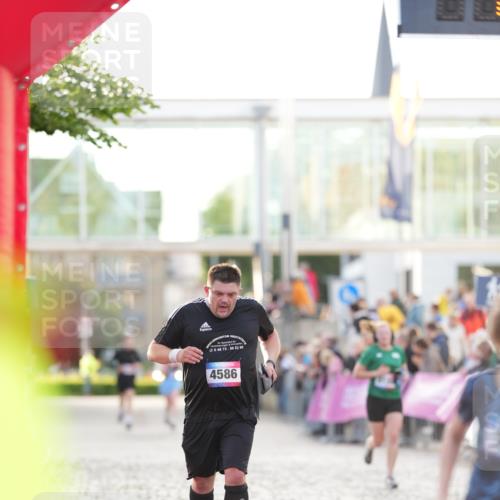 12.06.2026 - Holstenköstenlauf LAZAROV Photography http://msf.ph/oto/9738059 12.06.2026 20:07:51 Laufen 3213, 3214, 3711, 3843, 4586 meine-sportfotos.de