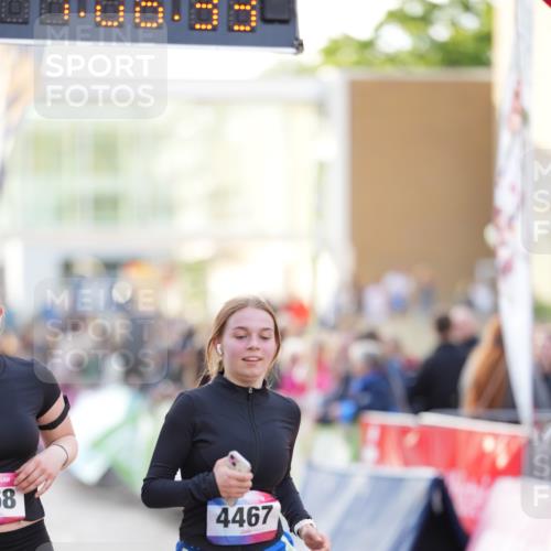 12.06.2026 - Holstenköstenlauf LAZAROV Photography http://msf.ph/oto/9738112 12.06.2026 20:06:33 Laufen 4467, 4468 meine-sportfotos.de