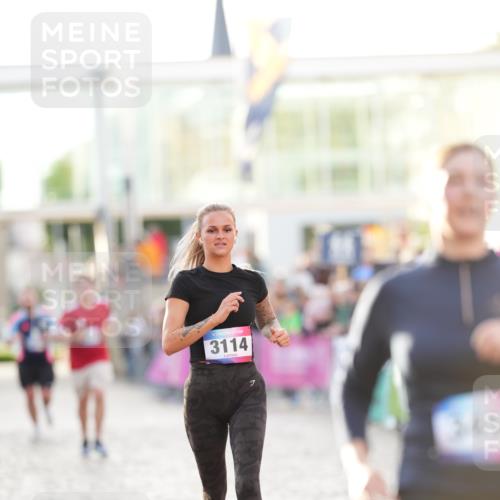 12.06.2026 - Holstenköstenlauf LAZAROV Photography http://msf.ph/oto/9738127 12.06.2026 20:06:13 Laufen 3114, 3395, 3458, 4801, 4807 meine-sportfotos.de