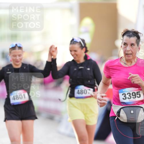 12.06.2026 - Holstenköstenlauf LAZAROV Photography http://msf.ph/oto/9738133 12.06.2026 20:06:09 Laufen 3031, 3114, 3282, 3395, 3458, 4801, 4807 meine-sportfotos.de