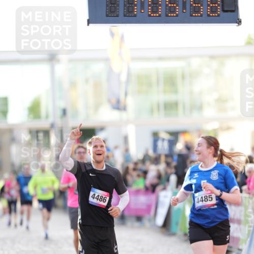 12.06.2026 - Holstenköstenlauf LAZAROV Photography http://msf.ph/oto/9738150 12.06.2026 20:05:57 Laufen 3959, 4371, 4485, 4486 meine-sportfotos.de