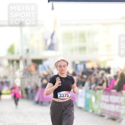12.06.2026 - Holstenköstenlauf LAZAROV Photography http://msf.ph/oto/9738183 12.06.2026 20:05:13 Laufen 3250, 3367, 3375, 3450 meine-sportfotos.de