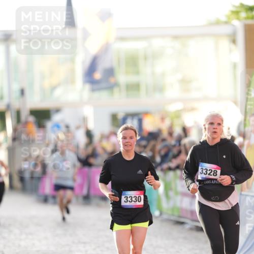 12.06.2026 - Holstenköstenlauf LAZAROV Photography http://msf.ph/oto/9738205 12.06.2026 20:04:56 Laufen 3328, 3330, 3357, 3756, 3837, 4162, 4617, 4725 meine-sportfotos.de