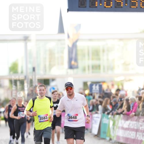 12.06.2026 - Holstenköstenlauf LAZAROV Photography http://msf.ph/oto/9738228 12.06.2026 20:04:37 Laufen 3583, 3975, 4190, 4766, 4850 meine-sportfotos.de