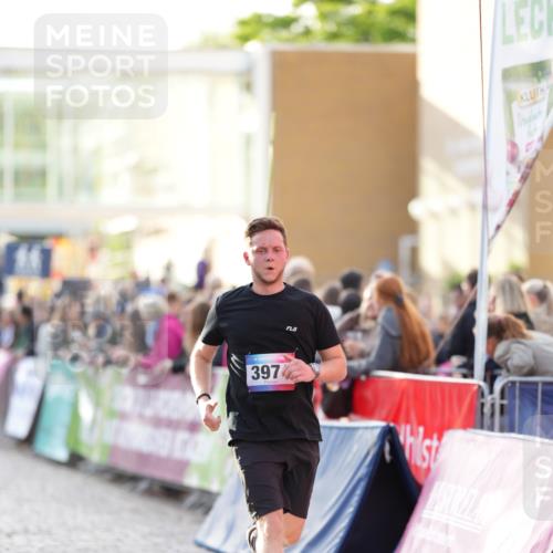 12.06.2026 - Holstenköstenlauf LAZAROV Photography http://msf.ph/oto/9738283 12.06.2026 20:03:45 Laufen 3135, 3507, 3592, 3939, 3974 meine-sportfotos.de