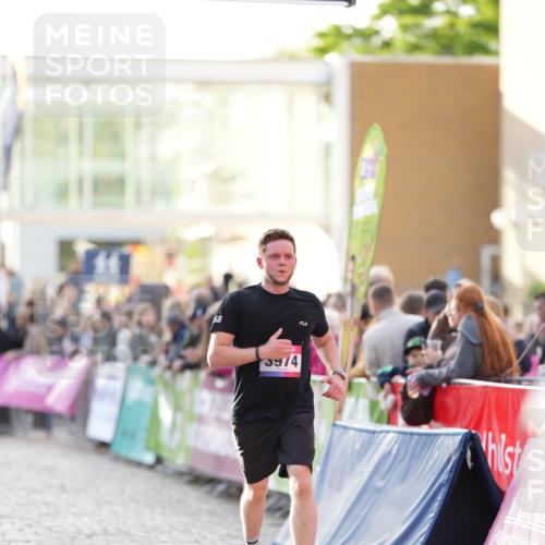 12.06.2026 - Holstenköstenlauf LAZAROV Photography http://msf.ph/oto/9738284 12.06.2026 20:03:45 Laufen 3135, 3507, 3592, 3939, 3974 meine-sportfotos.de