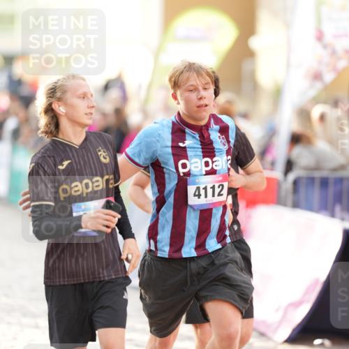 12.06.2026 - Holstenköstenlauf LAZAROV Photography http://msf.ph/oto/9738299 12.06.2026 20:03:32 Laufen 3169, 3252, 3319, 4110, 4111, 4112, 4194, 4196, 4691 meine-sportfotos.de
