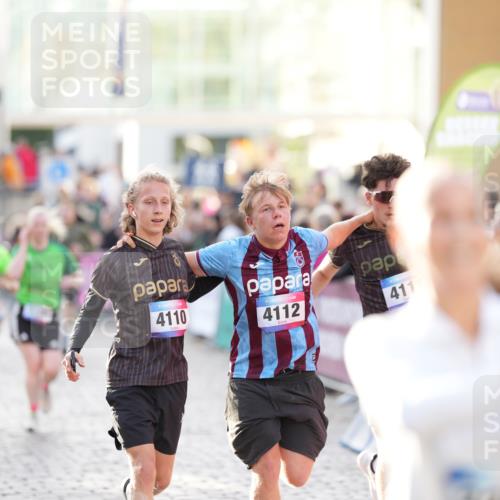 12.06.2026 - Holstenköstenlauf LAZAROV Photography http://msf.ph/oto/9738301 12.06.2026 20:03:31 Laufen 3169, 3252, 4110, 4111, 4112, 4194, 4196, 4691 meine-sportfotos.de
