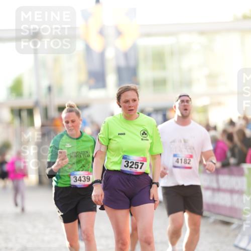 12.06.2026 - Holstenköstenlauf LAZAROV Photography http://msf.ph/oto/9738313 12.06.2026 20:03:19 Laufen 3127, 3257, 3268, 3439, 3477, 3508, 4182, 4903 meine-sportfotos.de