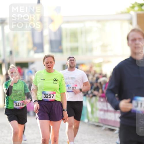 12.06.2026 - Holstenköstenlauf LAZAROV Photography http://msf.ph/oto/9738314 12.06.2026 20:03:18 Laufen 3127, 3257, 3268, 3439, 3508, 4182, 4903 meine-sportfotos.de