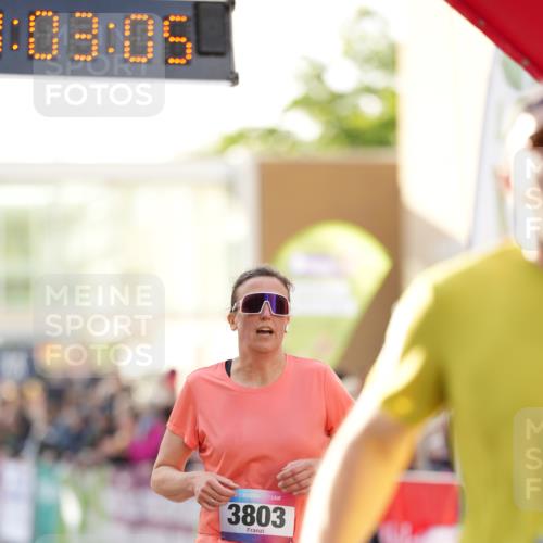12.06.2026 - Holstenköstenlauf LAZAROV Photography http://msf.ph/oto/9738330 12.06.2026 20:03:04 Laufen 3803, 3809, 4753 meine-sportfotos.de