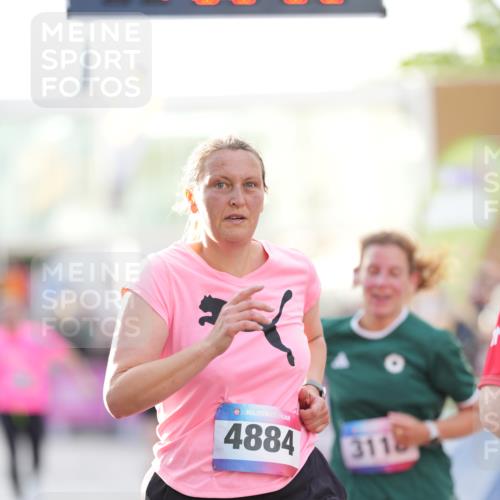 12.06.2026 - Holstenköstenlauf LAZAROV Photography http://msf.ph/oto/9738341 12.06.2026 20:02:51 Laufen 3118, 4143, 4267, 4350, 4833, 4884 meine-sportfotos.de