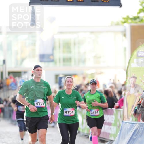 12.06.2026 - Holstenköstenlauf LAZAROV Photography http://msf.ph/oto/9738359 12.06.2026 20:02:39 Laufen 3184, 3905, 3933, 3940, 4154, 4155, 4526, 4557 meine-sportfotos.de
