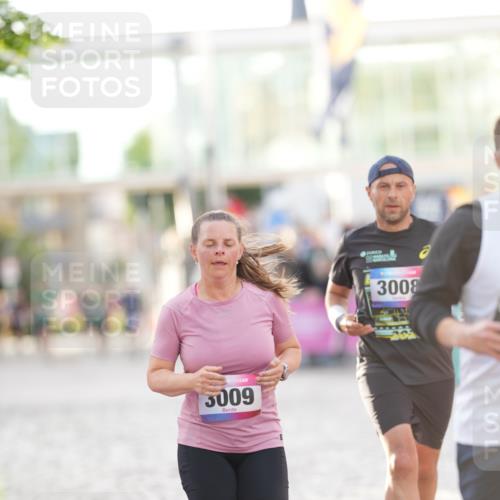 12.06.2026 - Holstenköstenlauf LAZAROV Photography http://msf.ph/oto/9738371 12.06.2026 20:02:23 Laufen 3008, 3009, 3789, 3978, 4426, 4446, 4731, 4808 meine-sportfotos.de