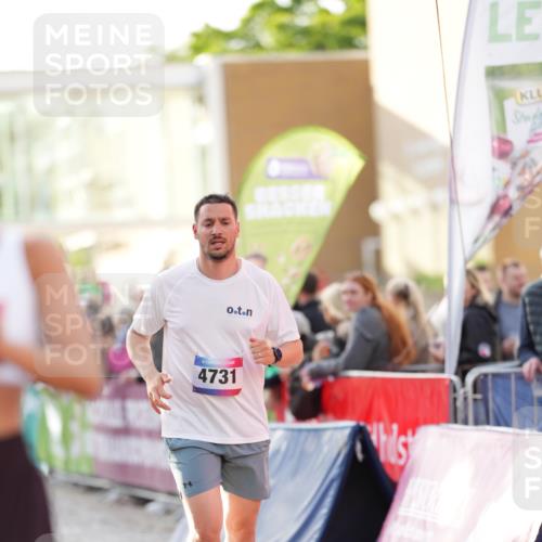 12.06.2026 - Holstenköstenlauf LAZAROV Photography http://msf.ph/oto/9738380 12.06.2026 20:02:17 Laufen 3041, 3131, 3789, 4523, 4731 meine-sportfotos.de