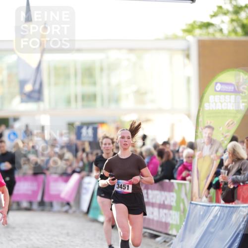 12.06.2026 - Holstenköstenlauf LAZAROV Photography http://msf.ph/oto/9738411 12.06.2026 20:01:53 Laufen 3085, 3451, 3626, 3763, 4066, 4362, 4616, 4748 meine-sportfotos.de
