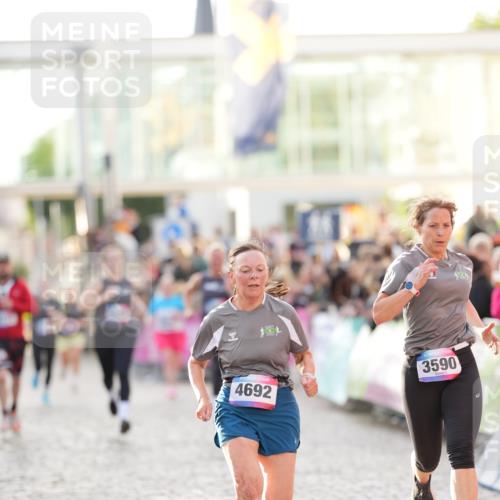 12.06.2026 - Holstenköstenlauf LAZAROV Photography http://msf.ph/oto/9738431 12.06.2026 20:01:31 Laufen 3079, 3238, 3320, 3590, 4692, 4796 meine-sportfotos.de