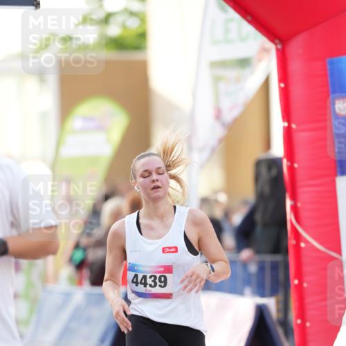 12.06.2026 - Holstenköstenlauf LAZAROV Photography http://msf.ph/oto/9738463 12.06.2026 20:00:58 Laufen 3284, 3558, 4439, 4727, 4792, 4931 meine-sportfotos.de