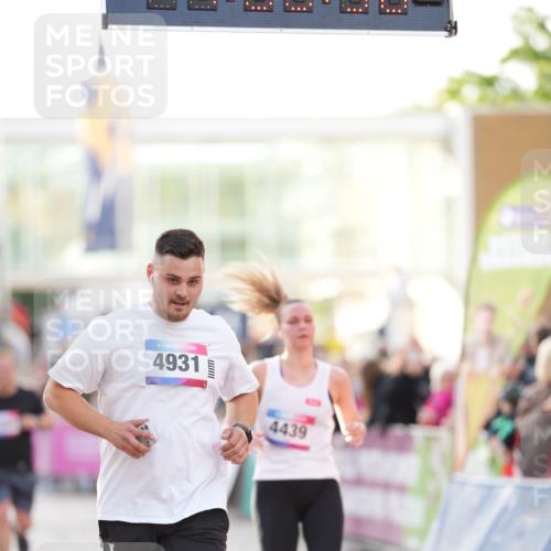 12.06.2026 - Holstenköstenlauf LAZAROV Photography http://msf.ph/oto/9738466 12.06.2026 20:00:57 Laufen 3558, 4439, 4792, 4931 meine-sportfotos.de