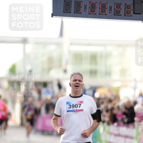 12.06.2026 - Holstenköstenlauf LAZAROV Photography http://msf.ph/oto/9738483 12.06.2026 20:00:42 Laufen 3825, 3907, 4427, 4743, 4890 meine-sportfotos.de