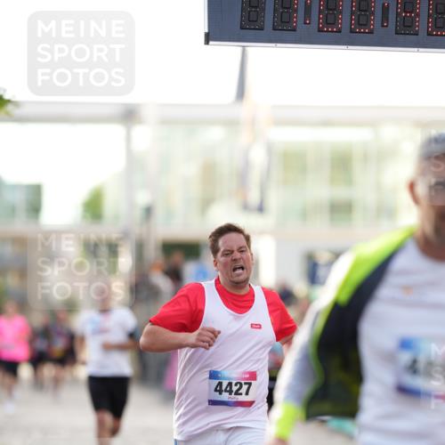 12.06.2026 - Holstenköstenlauf LAZAROV Photography http://msf.ph/oto/9738486 12.06.2026 20:00:39 Laufen 3825, 3907, 4427, 4743, 4890 meine-sportfotos.de