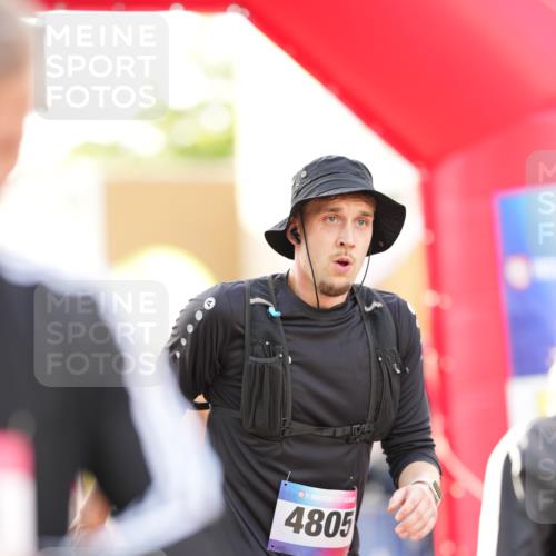 12.06.2026 - Holstenköstenlauf LAZAROV Photography http://msf.ph/oto/9738491 12.06.2026 20:00:32 Laufen 3154, 3566, 4805 meine-sportfotos.de