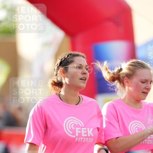 12.06.2026 - Holstenköstenlauf LAZAROV Photography http://msf.ph/oto/9738498 12.06.2026 20:00:28 Laufen 3087, 3154, 3566, 4246, 4365, 4366, 4805, 4933 meine-sportfotos.de