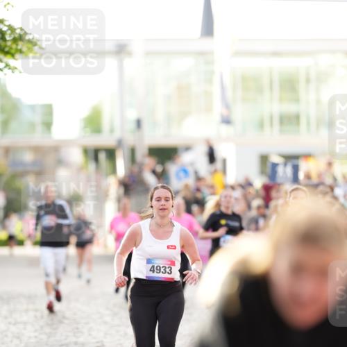 12.06.2026 - Holstenköstenlauf LAZAROV Photography http://msf.ph/oto/9738507 12.06.2026 20:00:21 Laufen 3055, 3087, 3879, 4246, 4365, 4366, 4933 meine-sportfotos.de