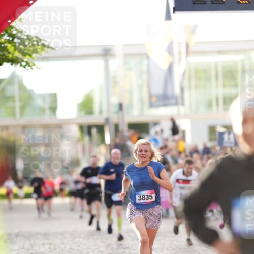 12.06.2026 - Holstenköstenlauf LAZAROV Photography http://msf.ph/oto/9738524 12.06.2026 20:00:01 Laufen 3393, 3835, 4457, 4565, 4824 meine-sportfotos.de