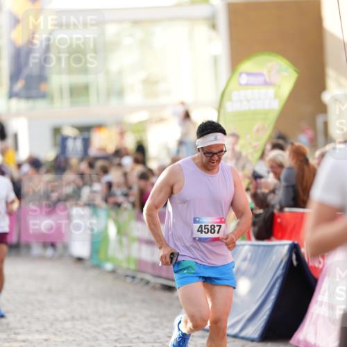 12.06.2026 - Holstenköstenlauf LAZAROV Photography http://msf.ph/oto/9738565 12.06.2026 19:59:27 Laufen 3269, 3749, 4587 meine-sportfotos.de