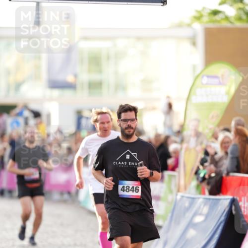 12.06.2026 - Holstenköstenlauf LAZAROV Photography http://msf.ph/oto/9738578 12.06.2026 19:59:17 Laufen 3340, 3563, 4387, 4838, 4846 meine-sportfotos.de